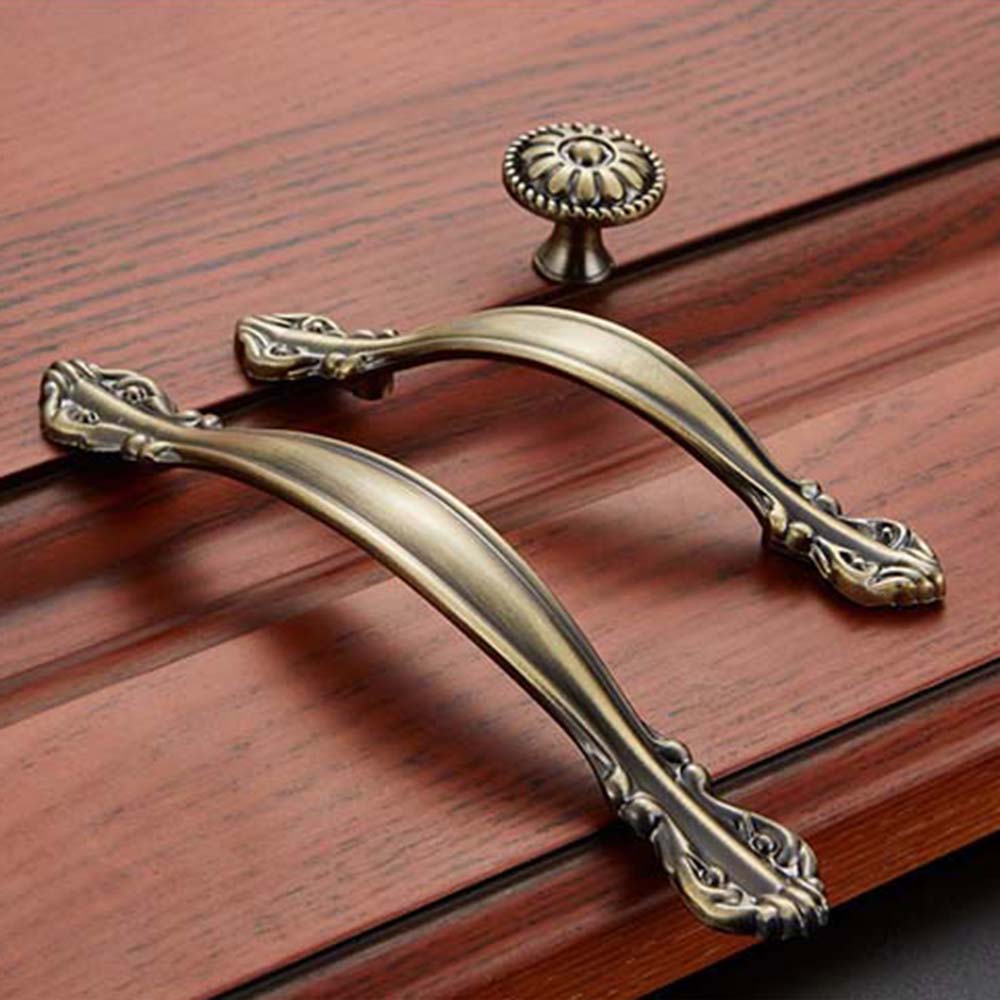 ヴィンテージブロンズワードローブドレッサーキャビネットプルハ - Vintage Furniture Hardware Pulls のレビューと価格