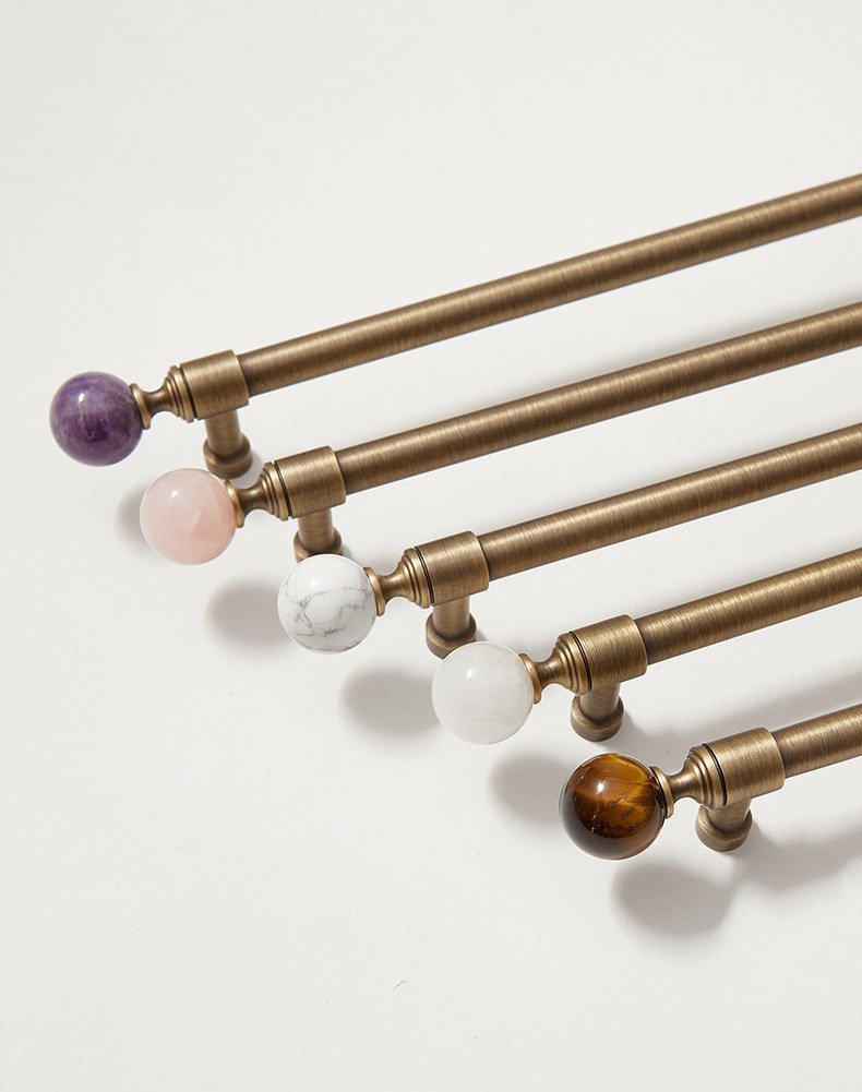 ヴィンテージ真鍮製キャビネットハンドル、大理石ノブ付きレトロ - Vintage Furniture Hardware Pulls のレビューと価格