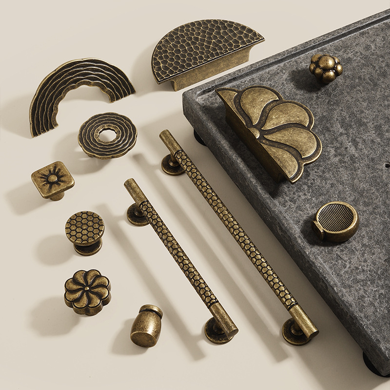 新しい中国風のヴィンテージハンドル家具ハードウェアフィッティ - Vintage Furniture Hardware Pulls のレビューと価格